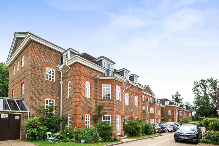 Images for Castle Village, Berkhamsted, Hertfordshire