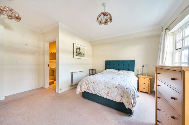 Images for Castle Village, Berkhamsted, Hertfordshire