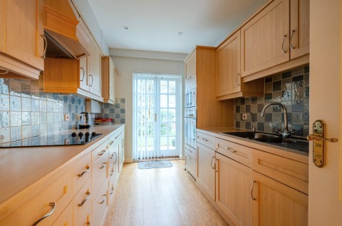 Click the photo for more details of Castle Village, Berkhamsted, Hertfordshire