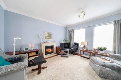 Click the photo for more details of Castle Village, Berkhamsted, Hertfordshire