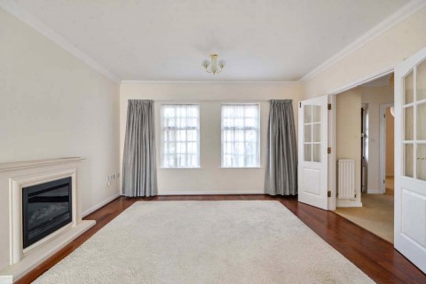Click the photo for more details of Castle Village, Berkhamsted, Hertfordshire