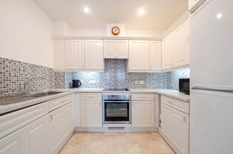 Images for Castle Village, Berkhamsted, Hertfordshire