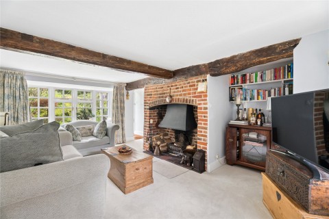 Click the photo for more details of Bovingdon, Hertfordshire