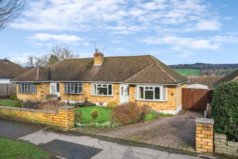 Click the photo for more details of Northchurch, Berkhamsted, Hertfordshire