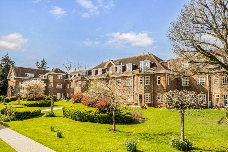 Click the photo for more details of Castle Village, Berkhamsted, Hertfordshire