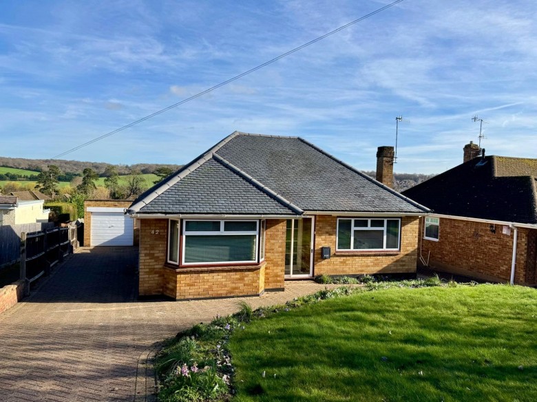 Click the photo for more details of Northchurch, Berkhamsted, Hertfordshire