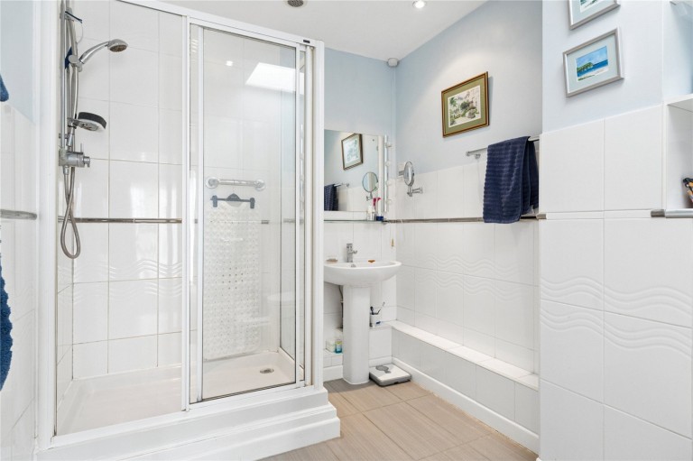 Images for Edlesborough, Buckinghamshire