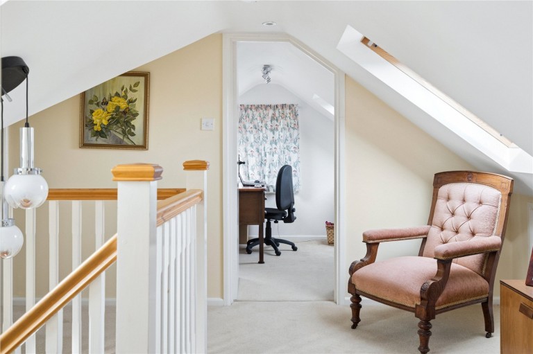 Images for Edlesborough, Buckinghamshire