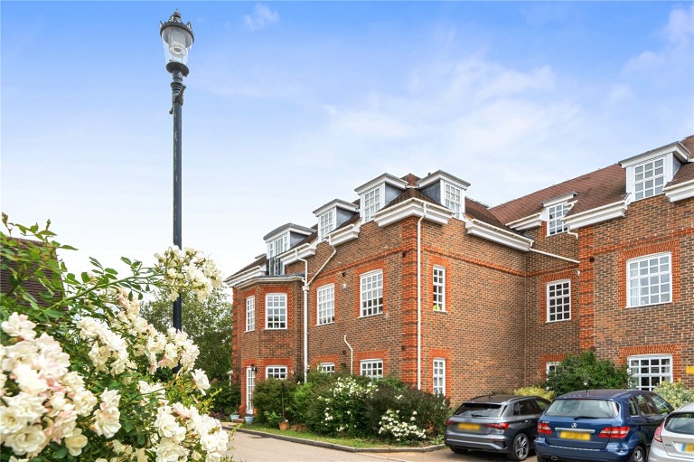 Images for Castle Village, Berkhamsted, Hertfordshire