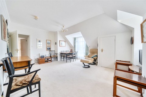 Click the photo for more details of Castle Village, Berkhamsted, Hertfordshire