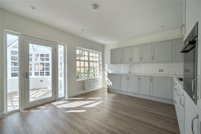 Images for Castle Village, Berkhamsted, Hertfordshire