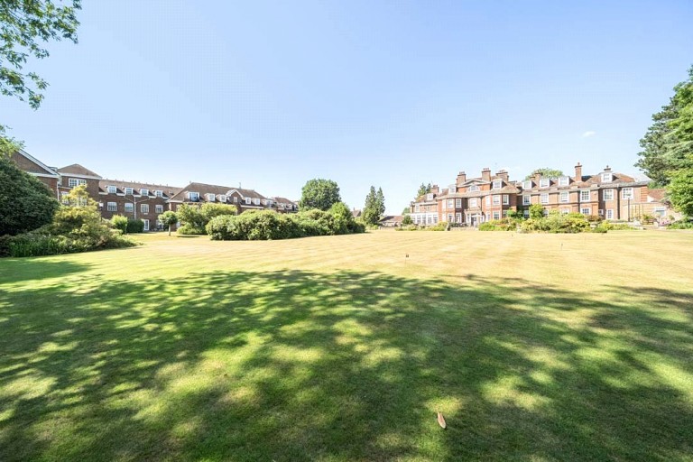 Images for Castle Village, Berkhamsted, Hertfordshire