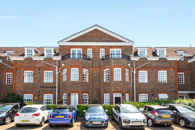 Images for Castle Village, Berkhamsted, Hertfordshire