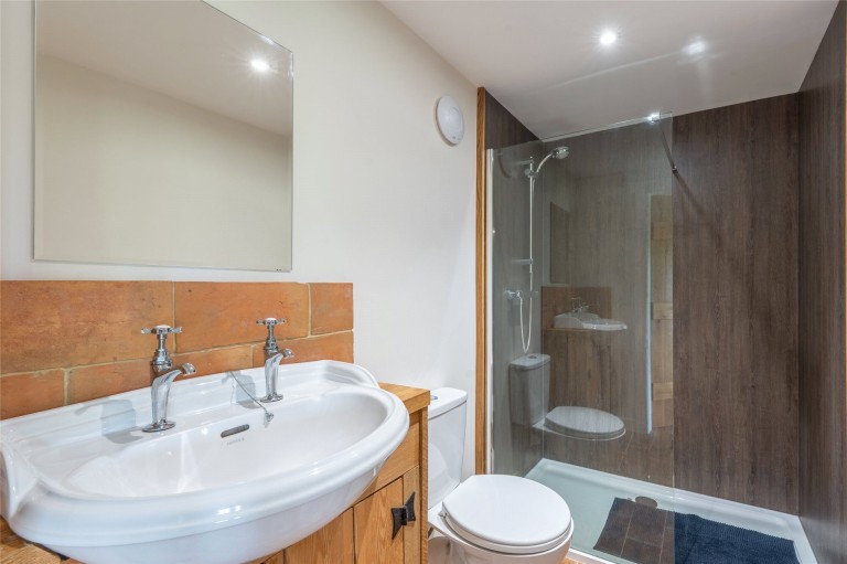 Images for Star, Glenrothes, Fife