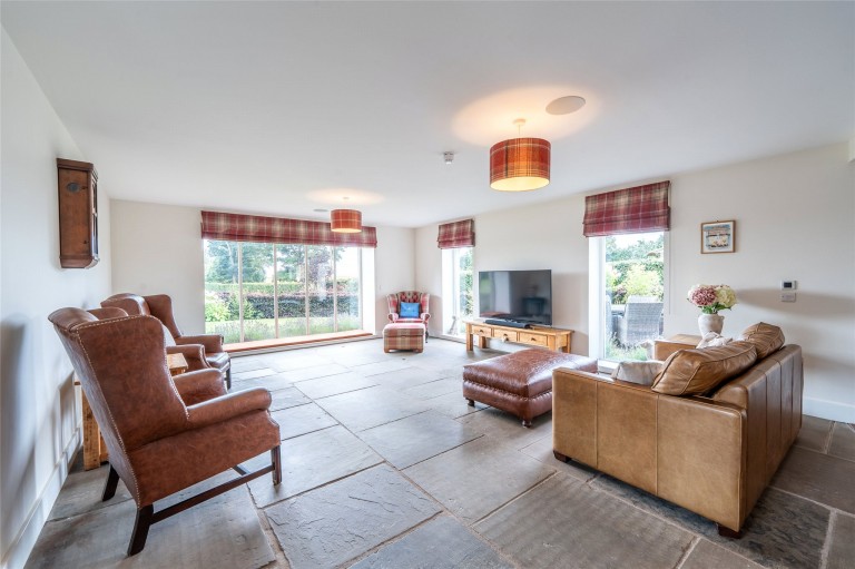 Images for Star, Glenrothes, Fife