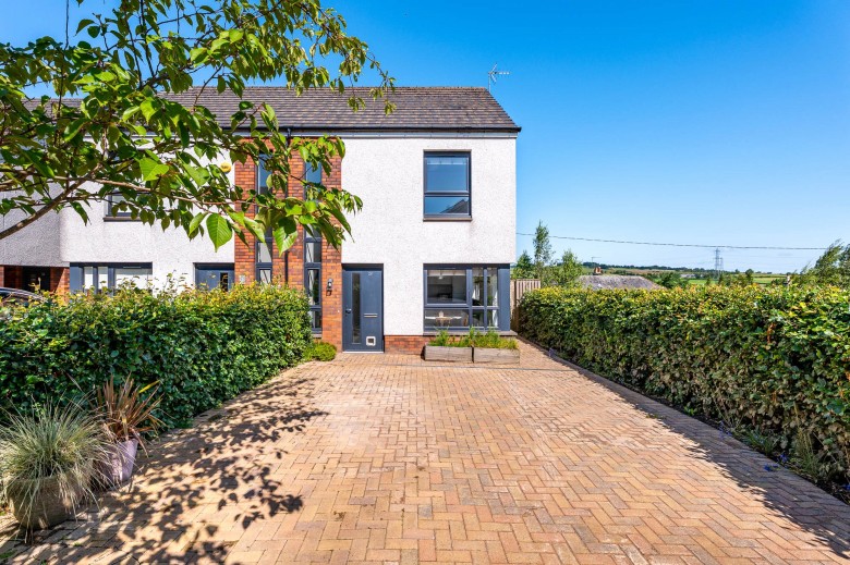 Click the photo for more details of Howwood, Johnstone, Renfrewshire