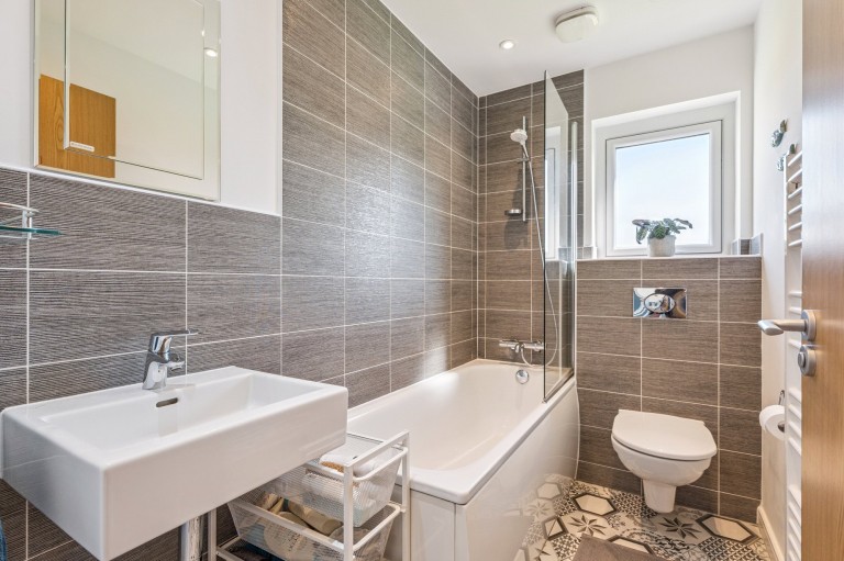Images for Howwood, Johnstone, Renfrewshire