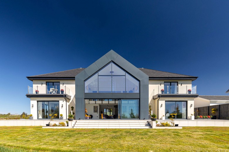 Click the photo for more details of Kilmaurs, Kilmarnock, East Ayrshire