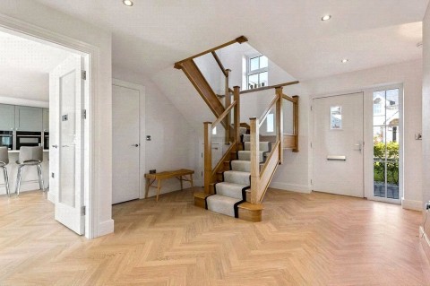 Click the photo for more details of Torr Road, Bridge Of Weir, Renfrewshire