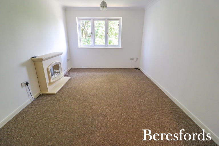 Images for Waldegrave Gardens, Upminster