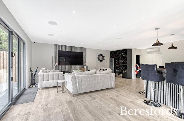 Images for Upminster