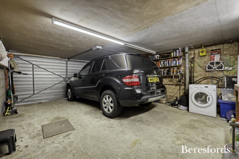 Images for Upminster