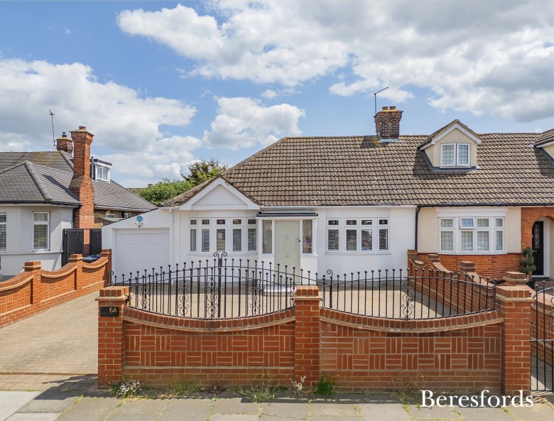 Click the photo for more details of Grays, Essex