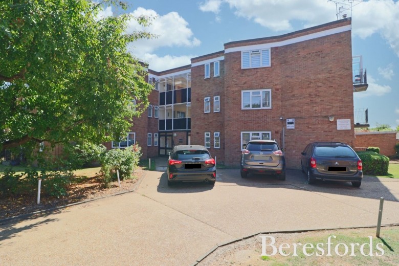 Click the photo for more details of Avon Road, Upminster, Essex