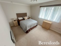 Images for Waldegrave Gardens, Upminster