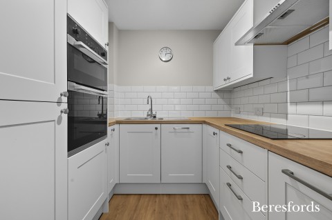 Click the photo for more details of Waldegrave Gardens, Upminster