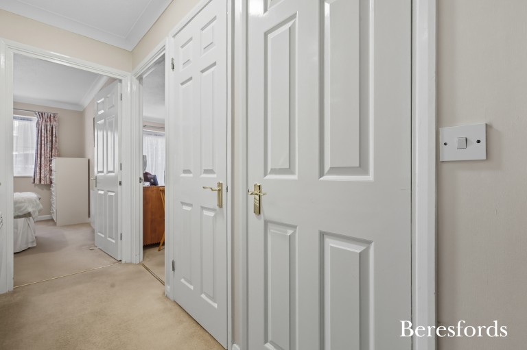 Images for Waldegrave Gardens, Upminster