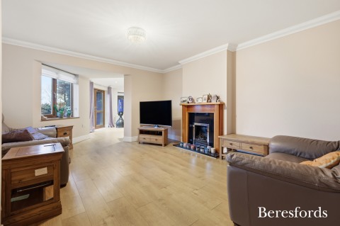Click the photo for more details of Upminster