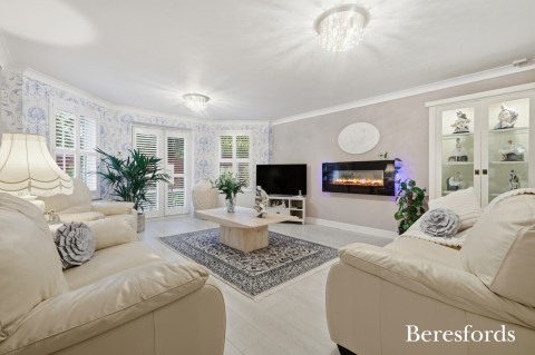 Click the photo for more details of Chafford Hundred, Grays, Essex