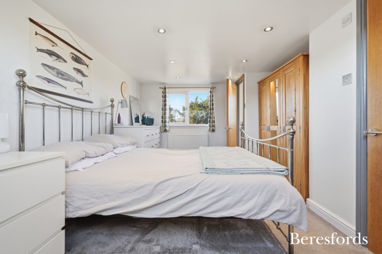 Images for Gidea Park