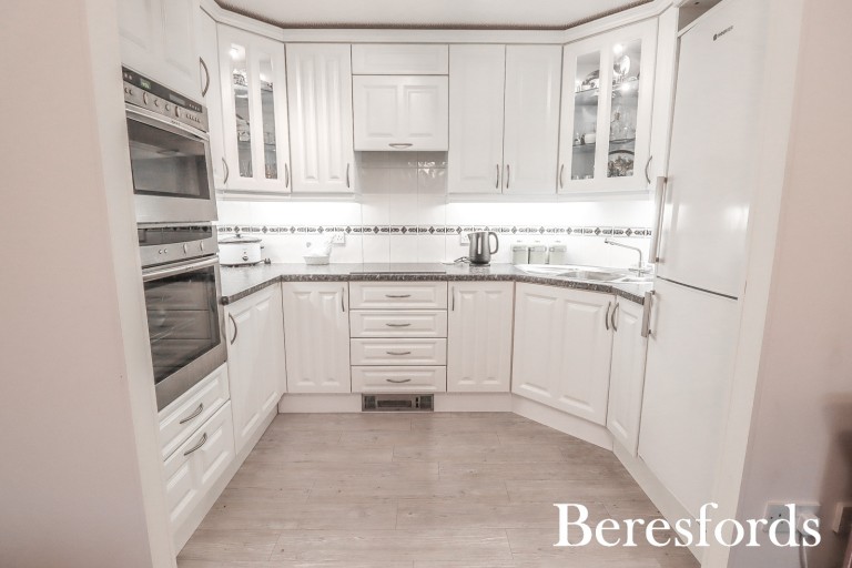 Images for Waldegrave Gardens, Upminster