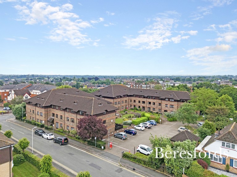 Images for Waldegrave Gardens, Upminster