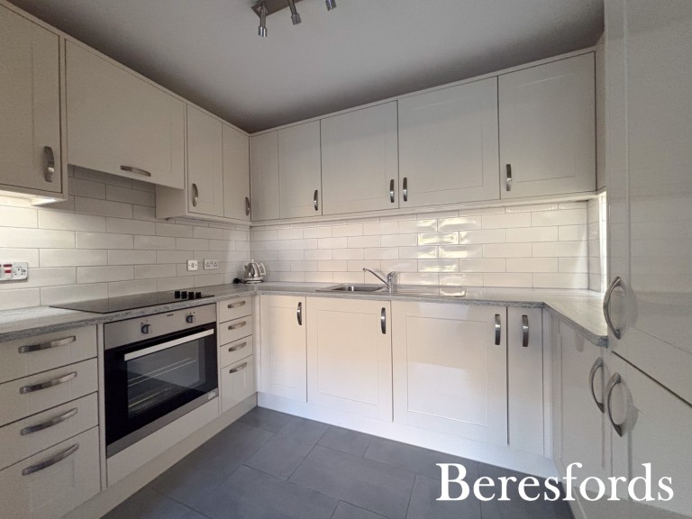 Images for Waldegrave Gardens, Upminster