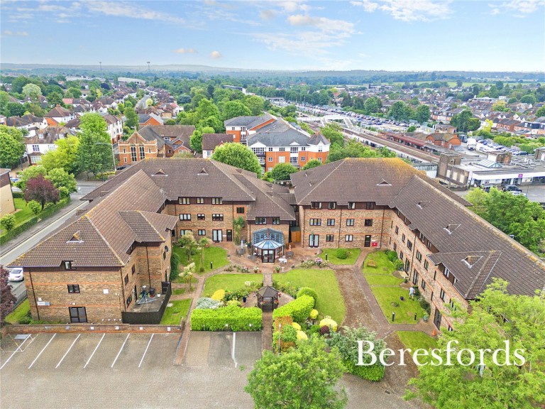 Images for Waldegrave Gardens, Upminster