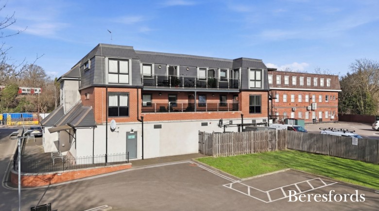 Click the photo for more details of Upminster