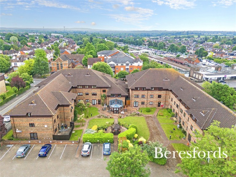 Images for Waldegrave Gardens, Upminster