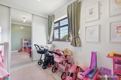 Images for Rainham