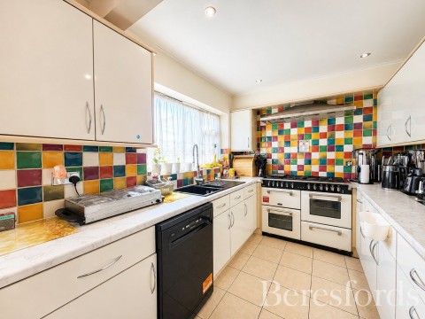 Click the photo for more details of Rainham, Essex