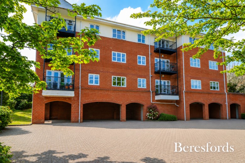 Click the photo for more details of Upminster