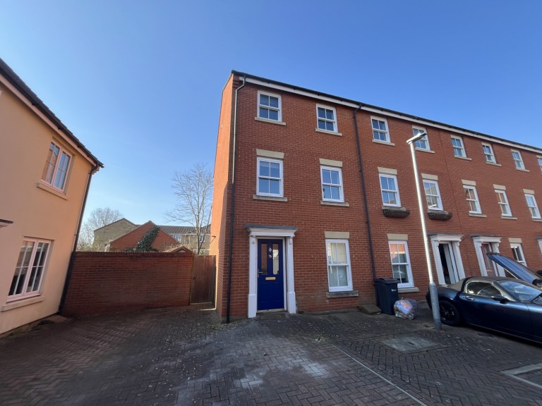 Images for Halcyon Close, Witham, Essex