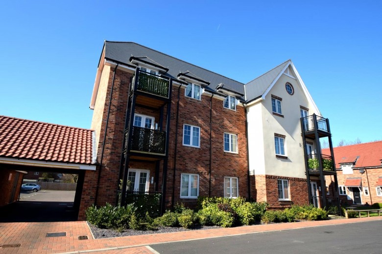 Click the photo for more details of Henderson Way, Witham, Essex