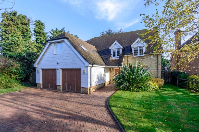 Click the photo for more details of The Paddocks, Weybridge, KT13