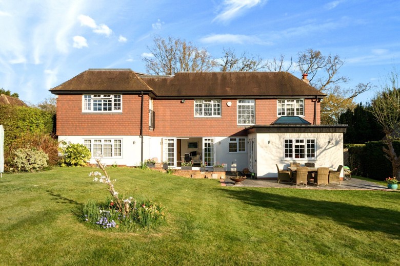 Click the photo for more details of Forest Road, East Horsley, KT24