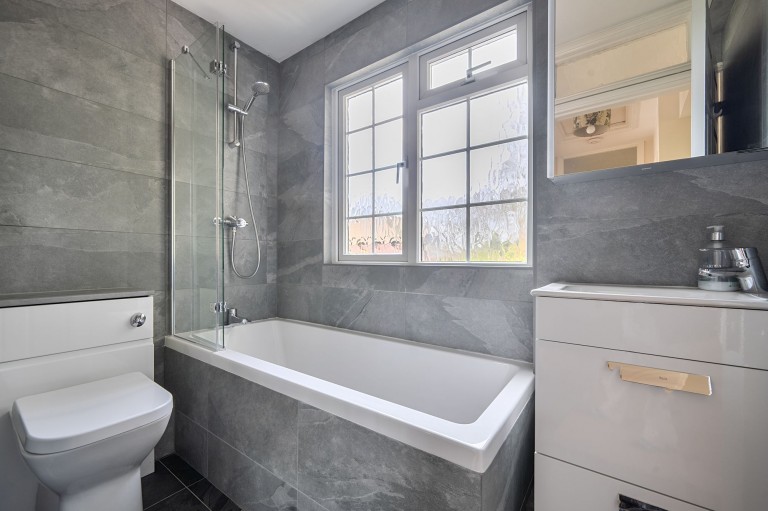 Images for Farnham Lane, Haslemere, GU27