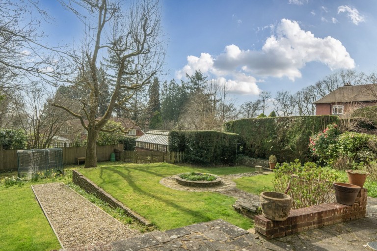 Images for Farnham Lane, Haslemere, GU27