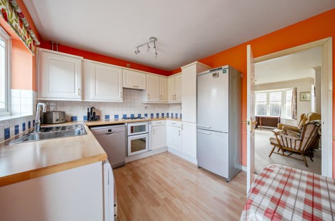 Click the photo for more details of Grebe Close, Emsworth, PO10